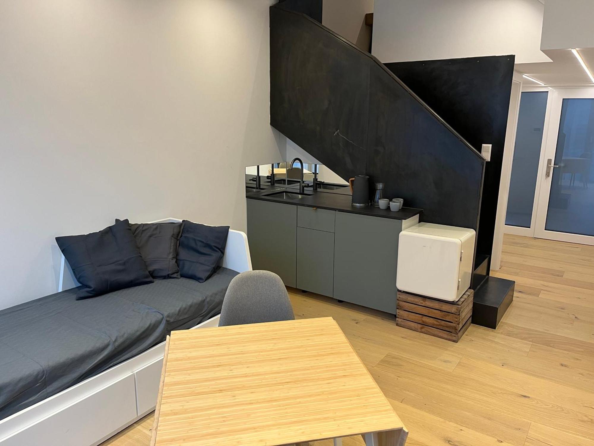 Business City Lodge سانت بولتن المظهر الخارجي الصورة